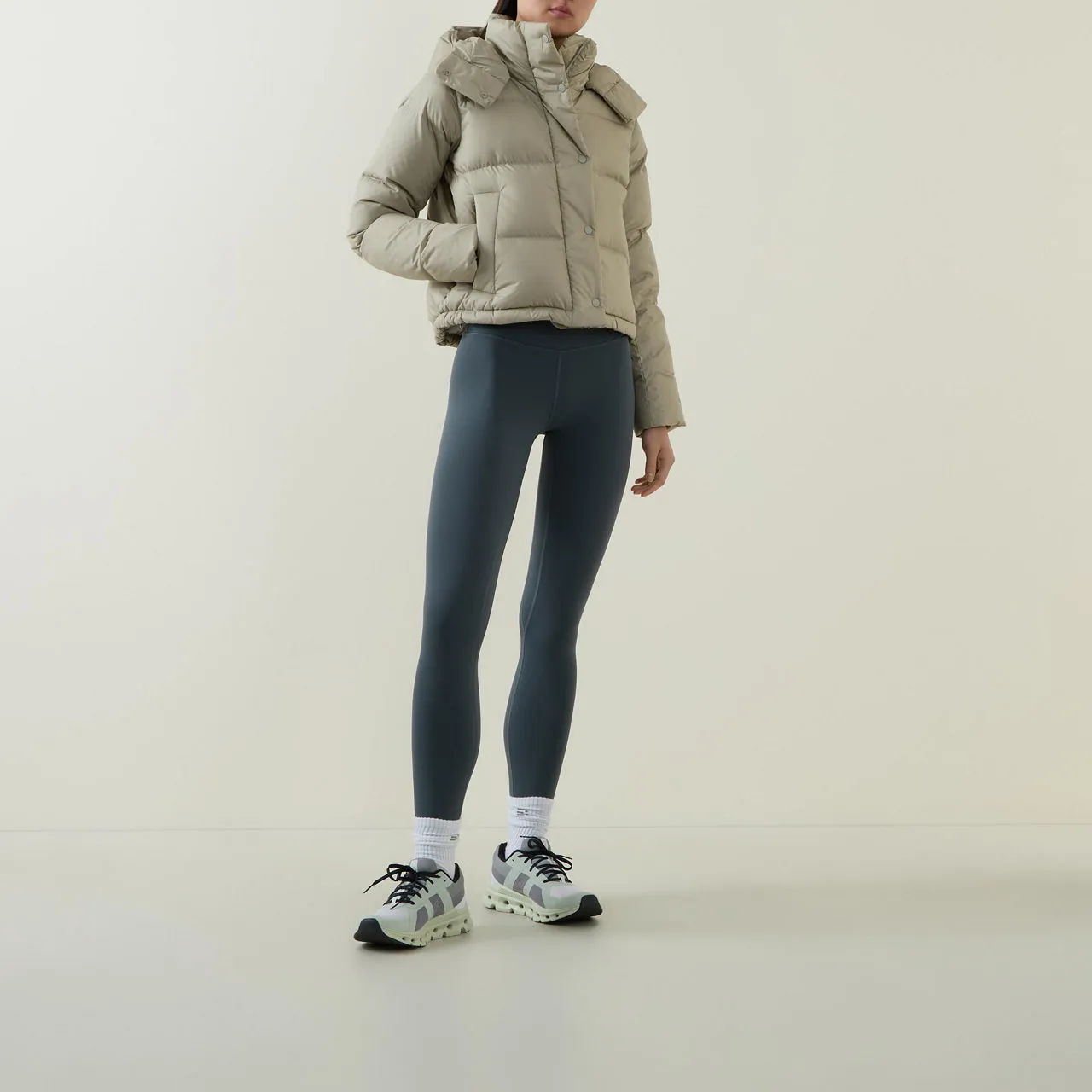 LULULEMON Wunder Puff Cropped Jacket - Light Grey