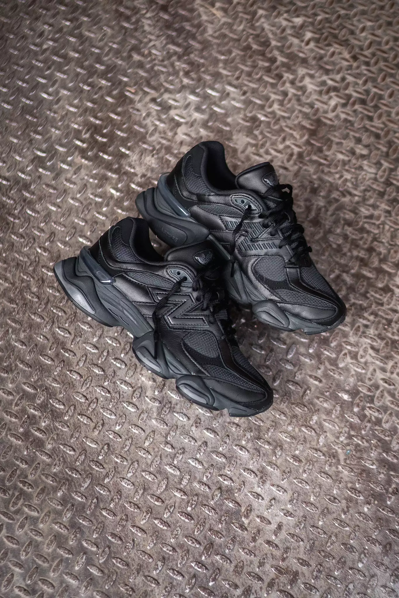 Mens New Balance 9060 (Triple Black) - U9060NRI