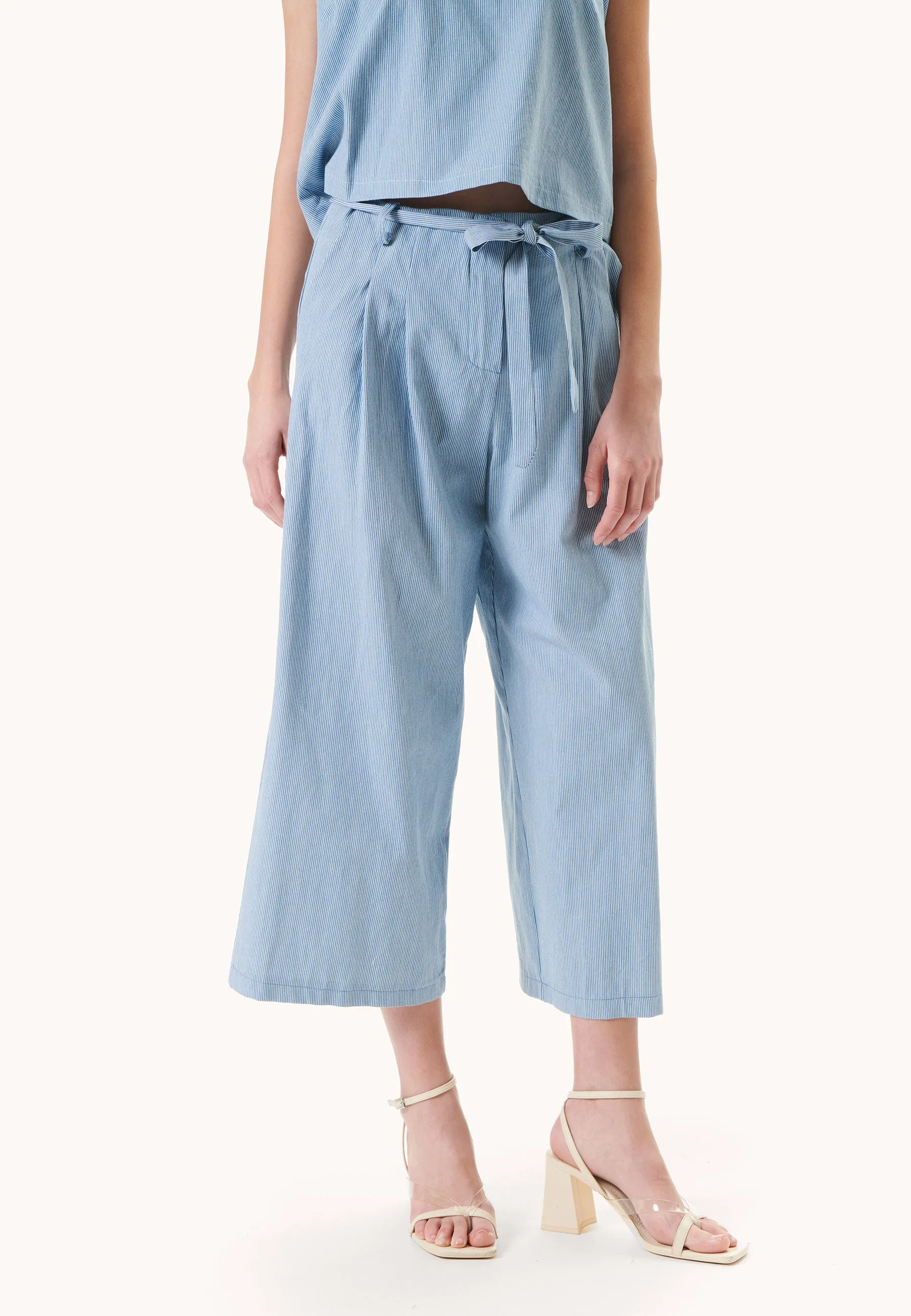 Pantalone cropped a righe gamba ampia