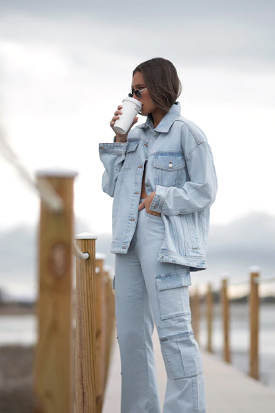 Super light oversized comfort denim jacket