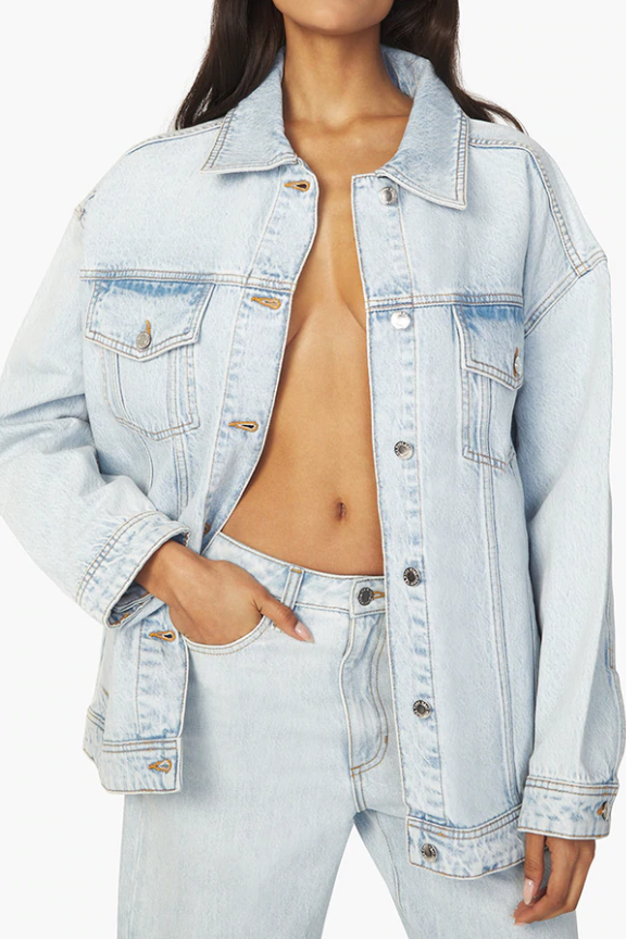 Super light oversized comfort denim jacket